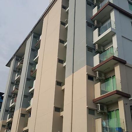 Aspen Residence Chonburi Extérieur photo