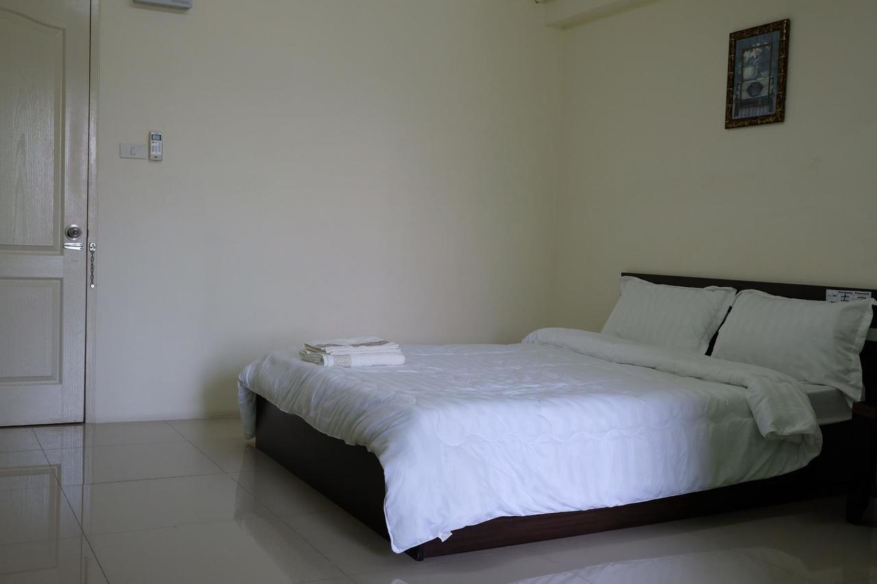 Aspen Residence Chonburi Extérieur photo