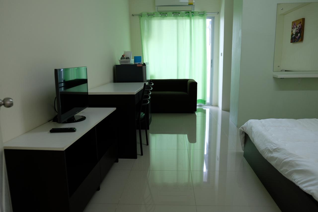 Aspen Residence Chonburi Extérieur photo